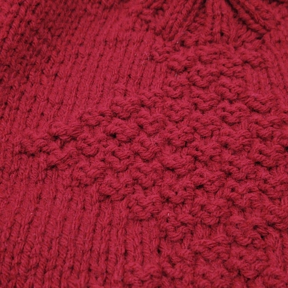 Handmade cable knit sweater - Picture 2 of 2